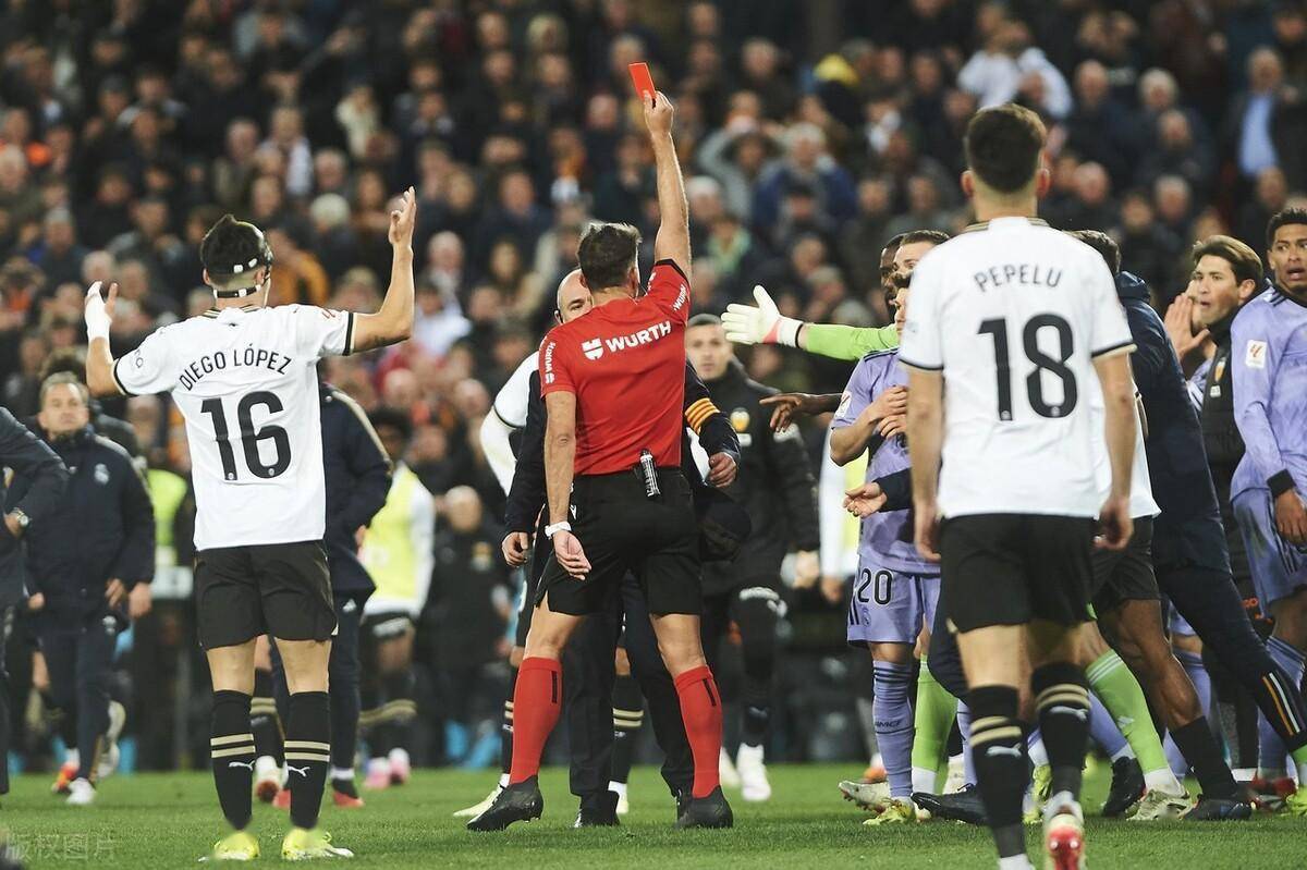 亿德体育官方入口瓦伦西亚内部会议纪要流出——赛前内部沟通，西甲使命明确，细节决定成败的简单介绍