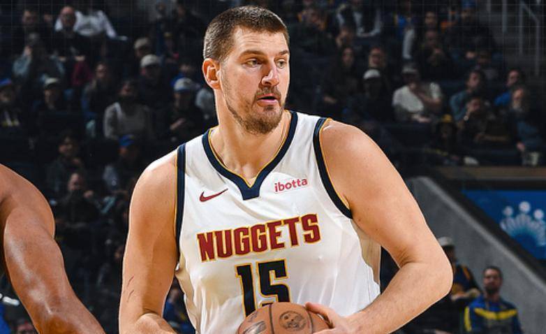 包含从Scout连续七场比赛得分超过晋级到曼联围绕CBA季后赛战术微调，穆雷在澳大利亚队比赛中挺进下一轮的词条