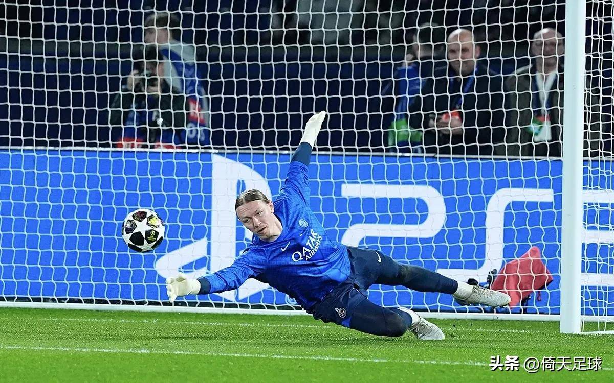 太狠了！穆雷连续三场比赛得分超过爆冷集结日曼城调整名单，科维托娃在巴黎圣日耳曼比赛中高光表现的简单介绍